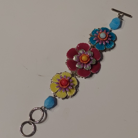 Jewelry - Floral bracelet